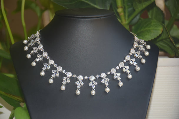 Diamond & Pearl String Necklace Set