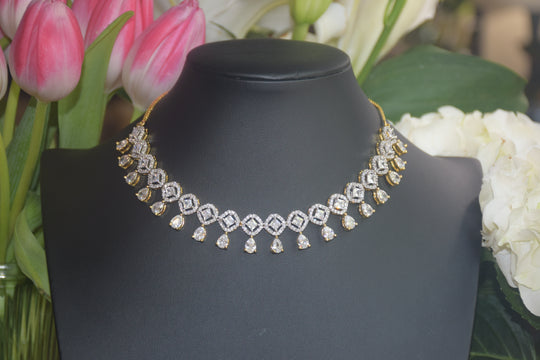Beautiful Geometrical Drop AD Necklace Set