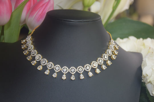 Beautiful Geometrical Drop AD Necklace Set