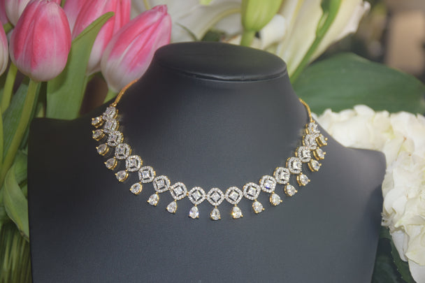 Beautiful Geometrical Drop AD Necklace Set