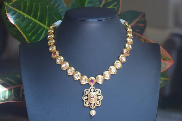Gold Intricate Polki Necklace Set