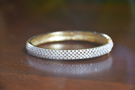 Exquisite Openable Diamond Bangle Set