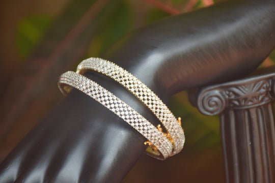 Exquisite Openable Diamond Bangle Set